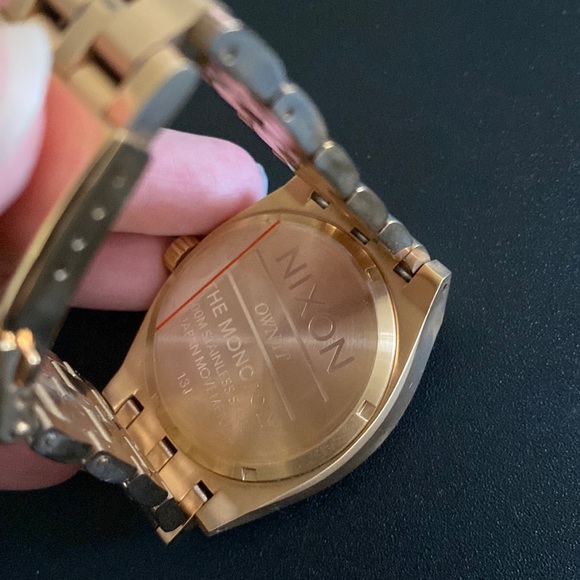 Nixon monopoly watch - Picture 3 of 5